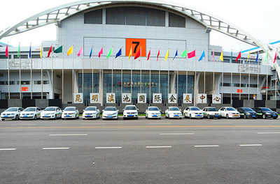 昆明專業(yè)汽車陪駕服務 優(yōu)變商務網助您安全駕啟新程